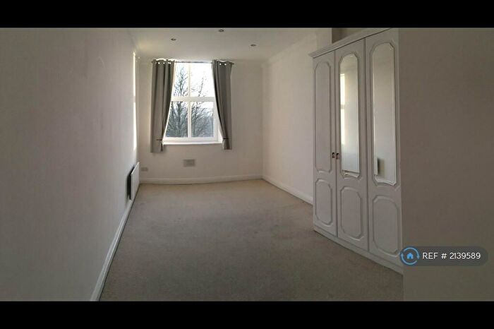 1 Bedroom Flat To Rent In Guy Street, Padiham, Burnley, BB12