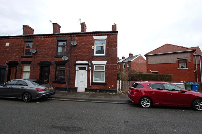 2 Bedroom End Of Terrace House To Rent In Canterbury Street, Ashton-under-Lyne, Greater Manchester, OL6