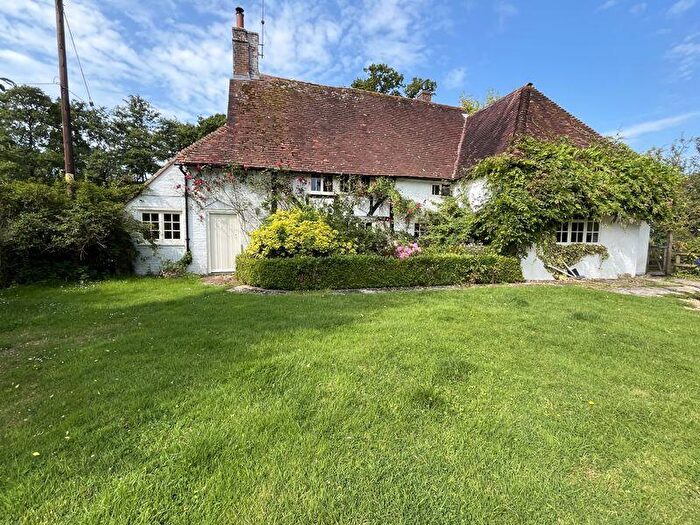 4 Bedroom Character Property To Rent In Water Lane, Wiston Nr. Steyning, BN44