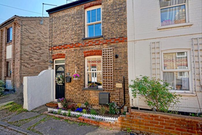 2 Bedroom End Of Terrace House For Sale In Merritt Street, Huntingdon, PE29