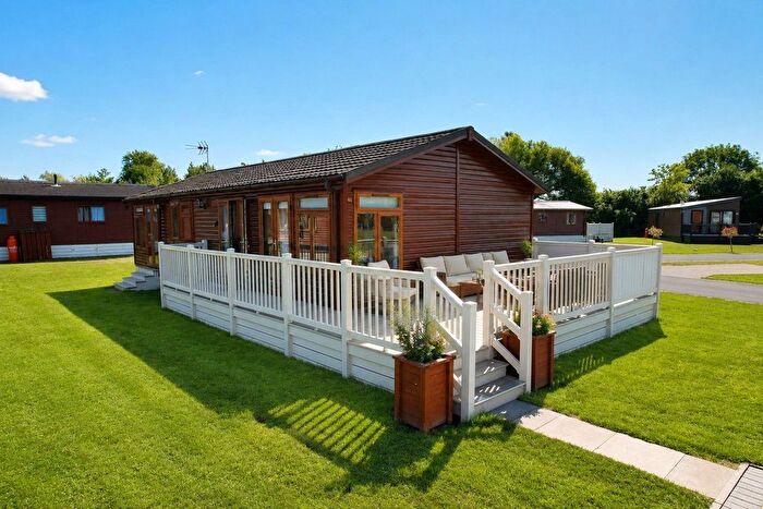 2 Bedroom Lodge For Sale In Amotherby Lane, Amotherby, Malton, YO17