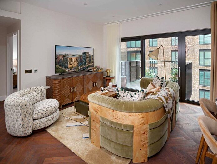 2 Bedroom Flat For Sale In Camden Goods Yard, Camden, NW1