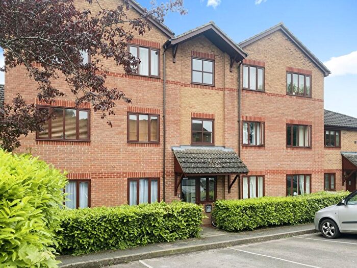 1 Bedroom Apartment To Rent In Parklands, Banbury, Oxfordshire, OX16