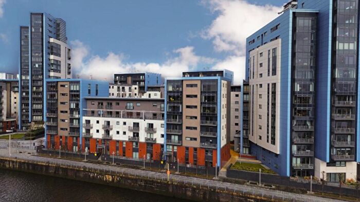 2 Bedroom Flat For Sale In Meadowside Quay Walk, Glasgow, G11