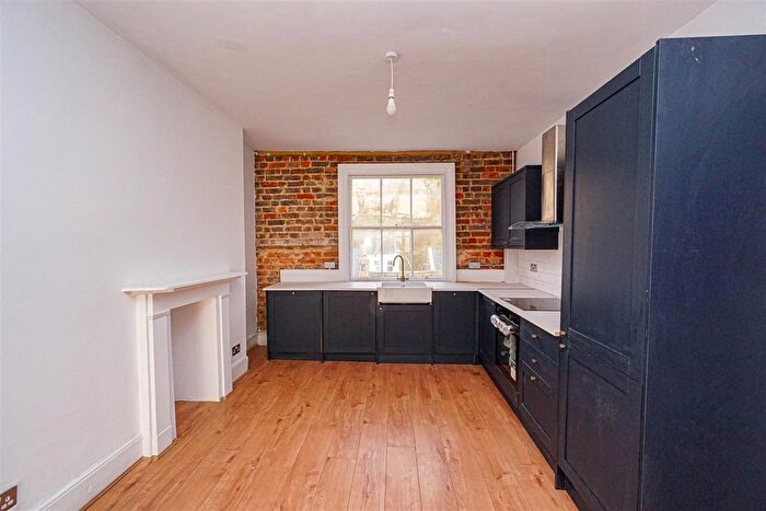 2 Bedroom Maisonette For Sale In Marina, St. Leonards-On-Sea, TN38