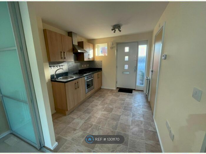 2 Bedroom Terraced House To Rent In Sandwell Park, Kingswood, Hull HU7