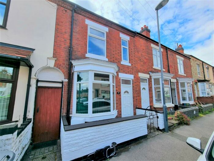 3 Bedroom Semi-Detached House To Rent In Fitton Street, Nuneaton, CV11