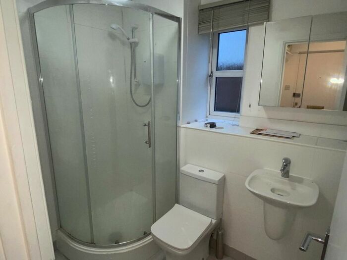1 Bedroom Flat To Rent In The Drummonds, Dunstable Road, Luton LU4