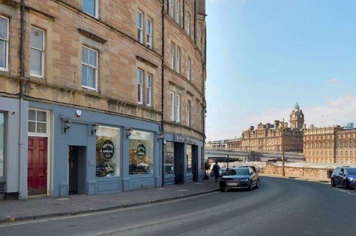 1 Bedroom Flat To Rent In Jeffrey Street, Wavereley, Edinburgh, EH1
