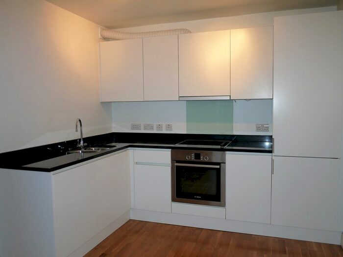 1 Bedroom Flat To Rent In Queensbridge Road, Bethnal Green, E2