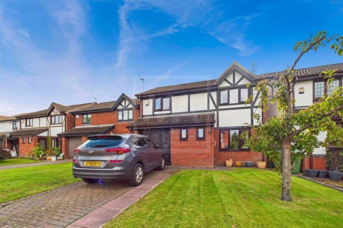 4 Bedroom Detached House For Sale In Fairhaven Close, Great Sankey, WA5