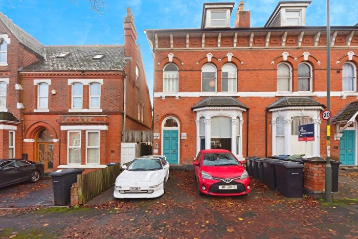 1 Bedroom Flat For Sale In Greenhill Road, Birmingham, West Midlands, B13