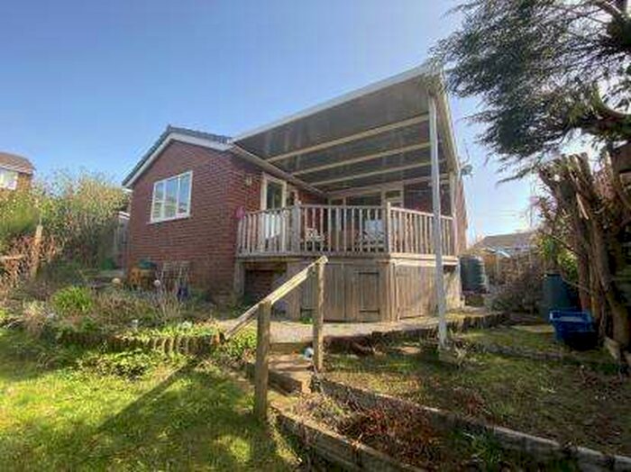 3 Bedroom Bungalow For Sale In Hill View, Brynybaal, Mold, Flintshire