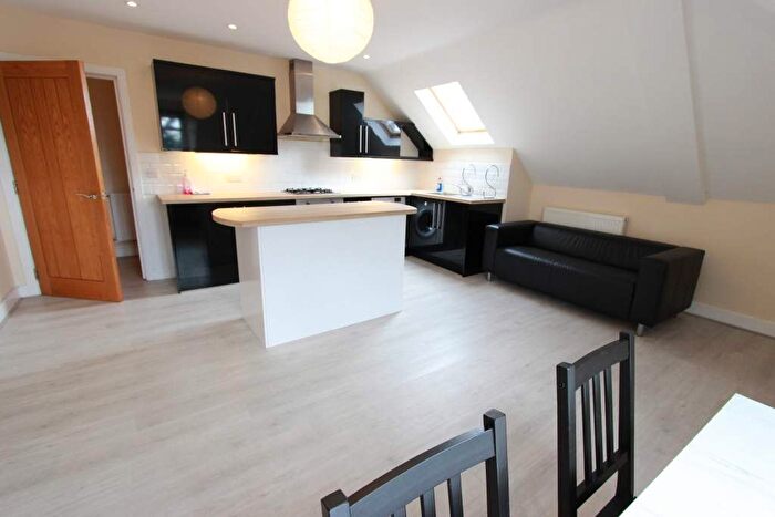 1 Bedroom Flat To Rent In Westfield Lane, Harrow, HA3