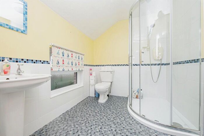 2 Bedroom End Of Terrace House For Sale In Clacton Road, Little Oakley, Harwich, CO12