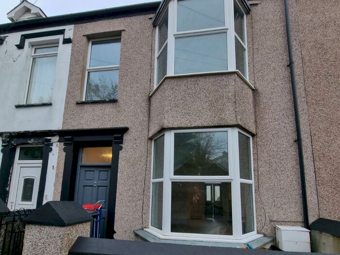3 Bedroom Terraced House To Rent In Plashyfryd Terrace, Holyhead, LL65