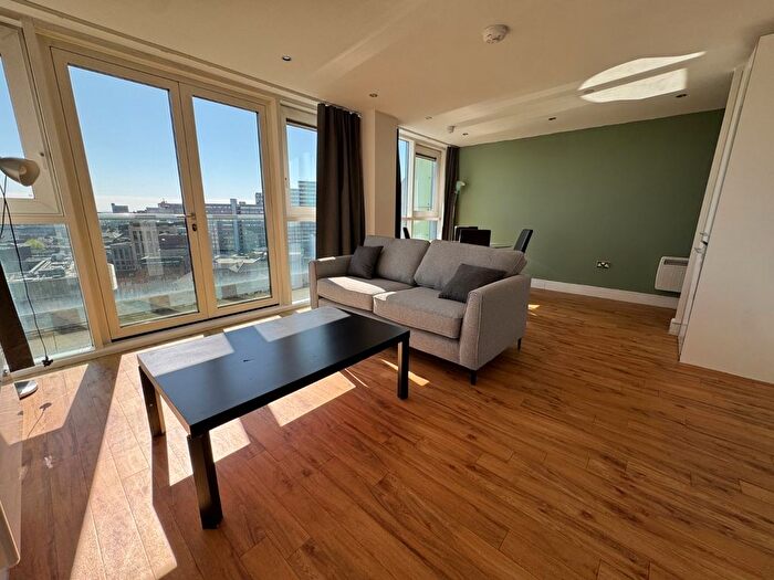 2 Bedroom Flat To Rent In Litmus Building, Huntingdon Street, Nottingham, NG1
