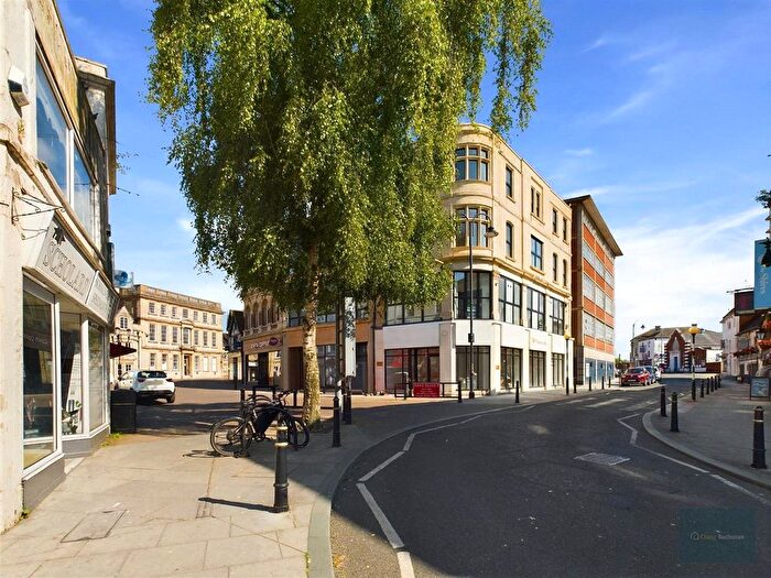 1 Bedroom Flat To Rent In Fore Street, Trowbridge, BA14