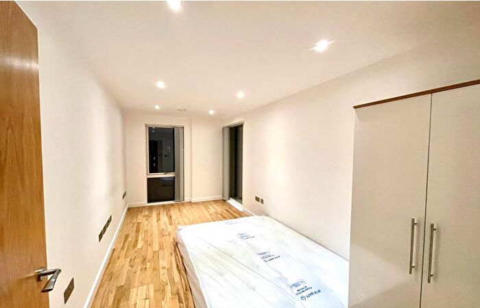 2 Bedroom Apartment To Rent In Appold Court, London, E2