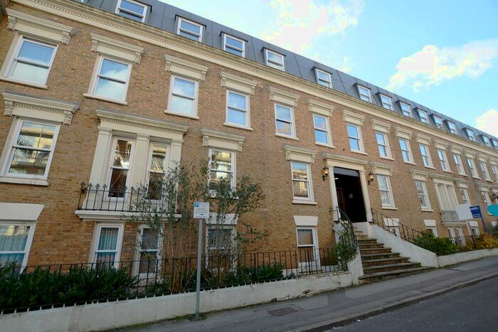 1 Bedroom Apartment To Rent In Culdrose House, GU11