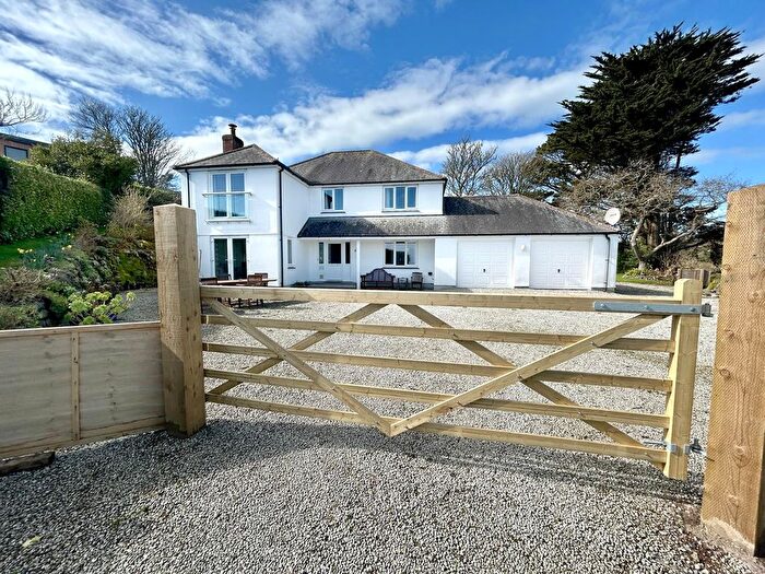 4 Bedroom Detached House For Sale In Chymbloth Way, Coverack, TR12