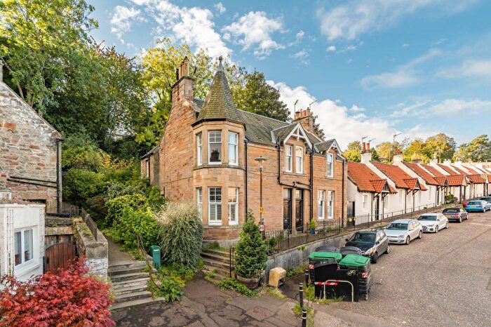 1 Bedroom Flat For Sale In Spylaw Street, Edinburgh, EH13