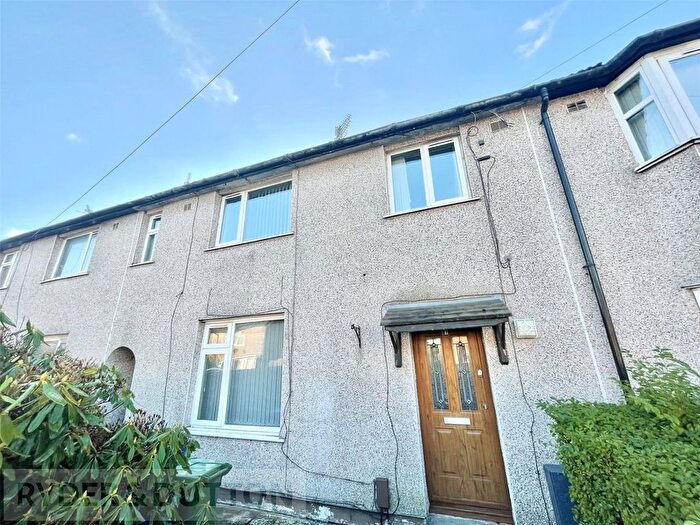 4 Bedroom Terraced House To Rent In Ambleside Avenue, Ashton-Under-Lyne, Greater Manchester, OL7
