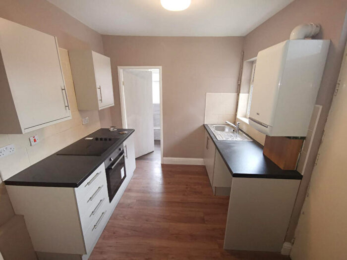 2 Bedroom Flat To Rent In Saltwell Street, Gateshead, NE8