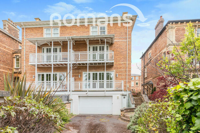 4 Bedroom Semi-Detached House To Rent In The Avenue, Clifton, BS8