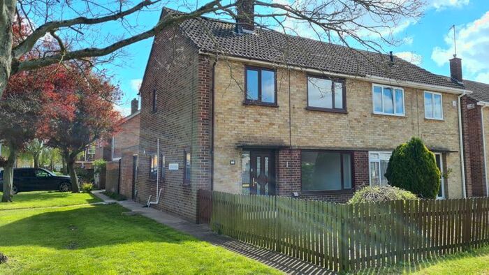 3 Bedroom Semi-Detached House To Rent In Welland Road, Dogsthorpe, Peterborough, PE1