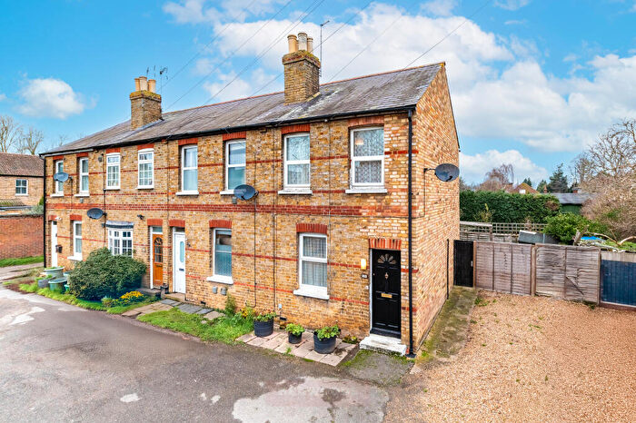 2 Bedroom House For Sale In Old Windsor, SL4