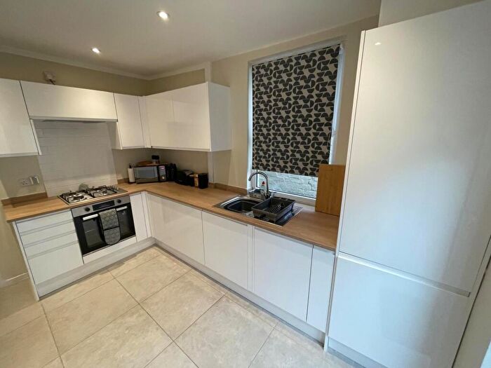 4 Bedroom House To Rent In Lugard Road, L17