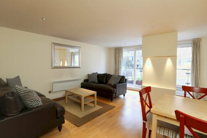 2 Bedroom Flat To Rent In Bluewater House, Smugglers Way, Wandsworth, SW18