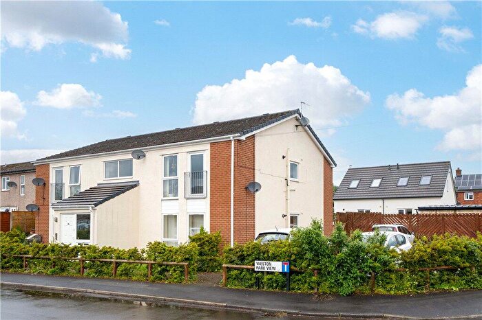 2 Bedroom Apartment For Sale In Weston Park View, Otley, LS21