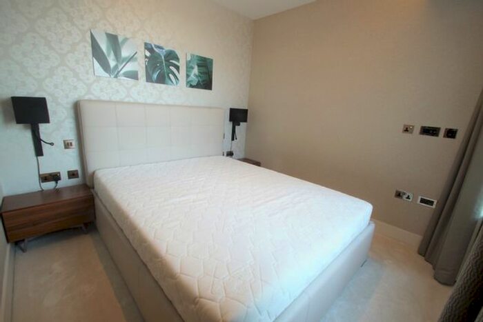 2 Bedroom Flat To Rent In Albert Embankment, SE1