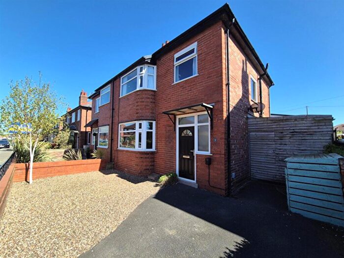 3 Bedroom Semi-Detached House For Sale In Fairview Avenue, Lytham St. Annes, FY8