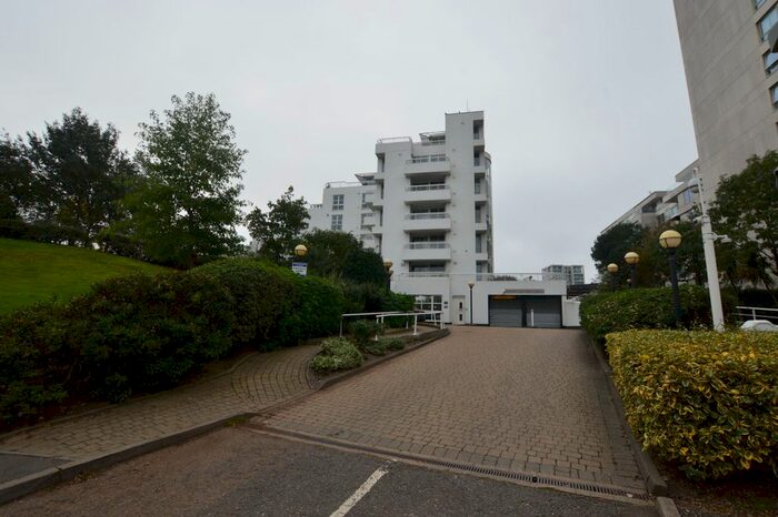 2 Bedroom Flat To Rent In Barrier Point Road, London, E16