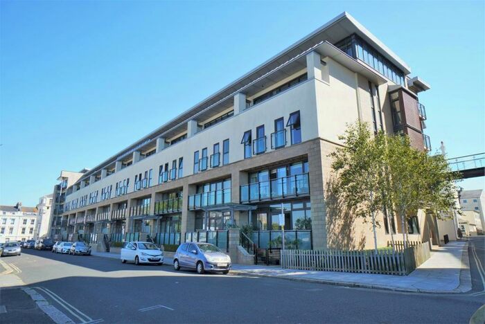 2 Bedroom Apartment To Rent In Azure West, The Hoe, Plymouth, PL1
