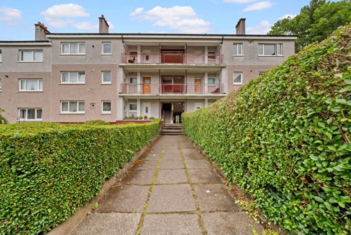3 Bedroom Flat To Rent In Fieldhead Drive, Glasgow, Glasgow City, G43