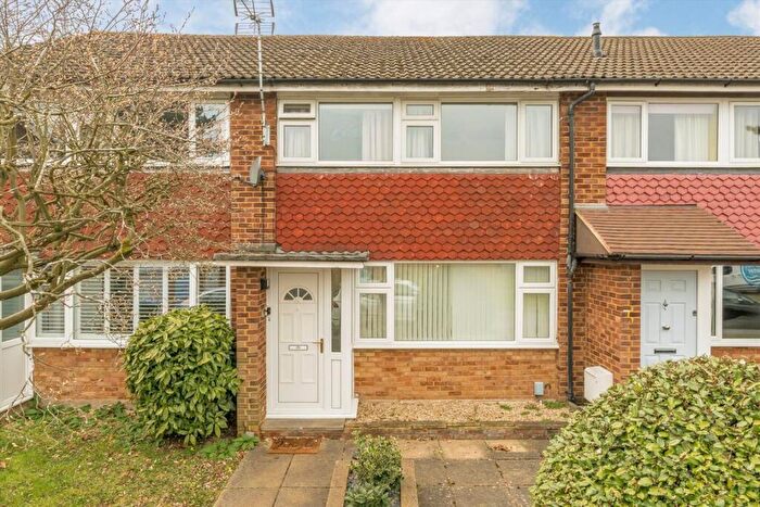 3 Bedroom House To Rent In Monaveen Gardens, West Molesey, KT8