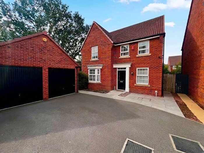 4 Bedroom Detached House For Sale In Sandhills Way, Branton, DN3