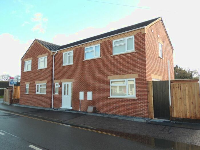 3 Bedroom Semi-Detached House To Rent In Hopton, Great Yarmouth, NR31