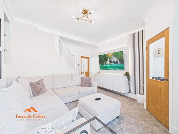 3 Bedroom Terraced House For Sale In Bolton Grove, Barrowford, BB9