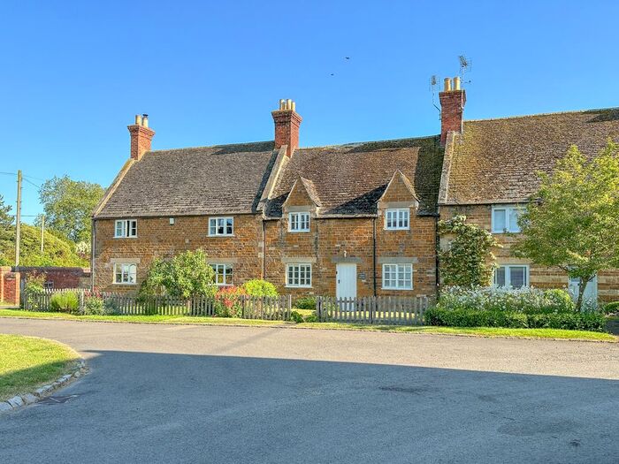 2 Bedroom Cottage For Sale In Jasmine Cottage, Westhorpe, Ashley, LE16