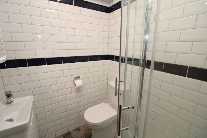 2 Bedroom Flat For Sale In Eugene Road, Preston, Paignton, TQ3