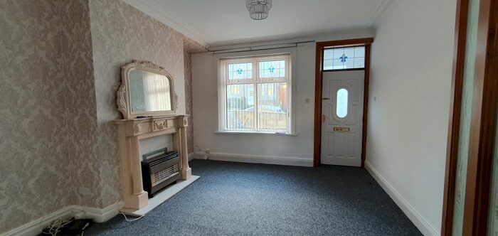 3 Bedroom Terraced House To Rent In Waverley Terrace, Bradford BD7
