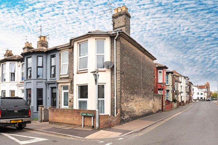 1 Bedroom Apartment To Rent In York Road, Great Yarmouth, NR30