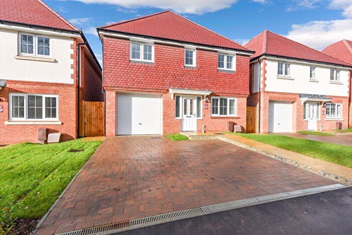 4 Bedroom Detached House To Rent In Merritt Way, Catherington Park, PO8