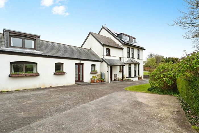 6 Bedroom Detached House For Sale In Owls Lodge Lane, Swansea, West Glamorgan, SA3