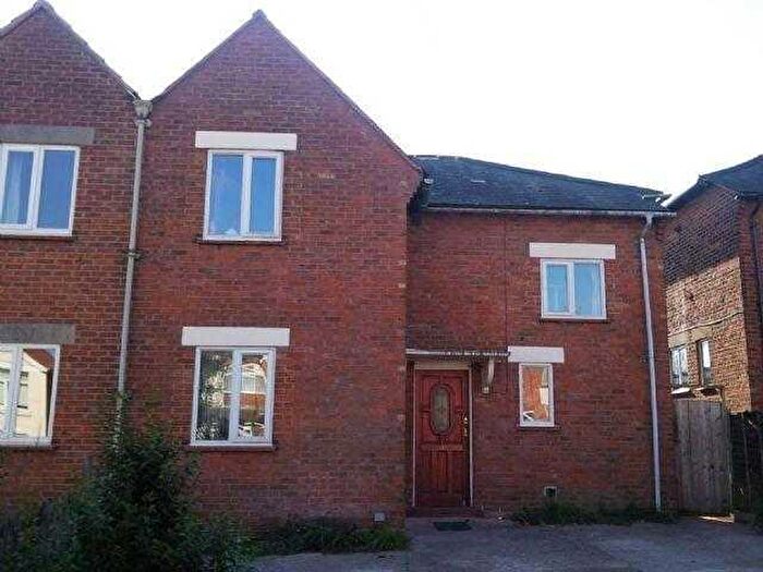 6 Bedroom Semi Detached House To Rent In Mayfield Road, Southampton, SO17